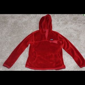 PATAGONIA PULLOVER | red with hood